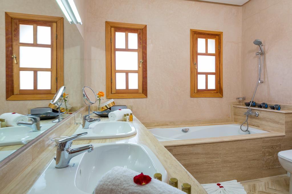 La Palmeraie De L'Atlas Ouled Jelal Exteriör bild